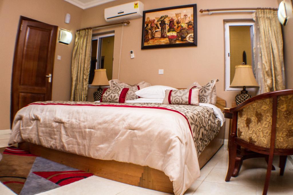 Alma House Hotel Accra Exterior foto