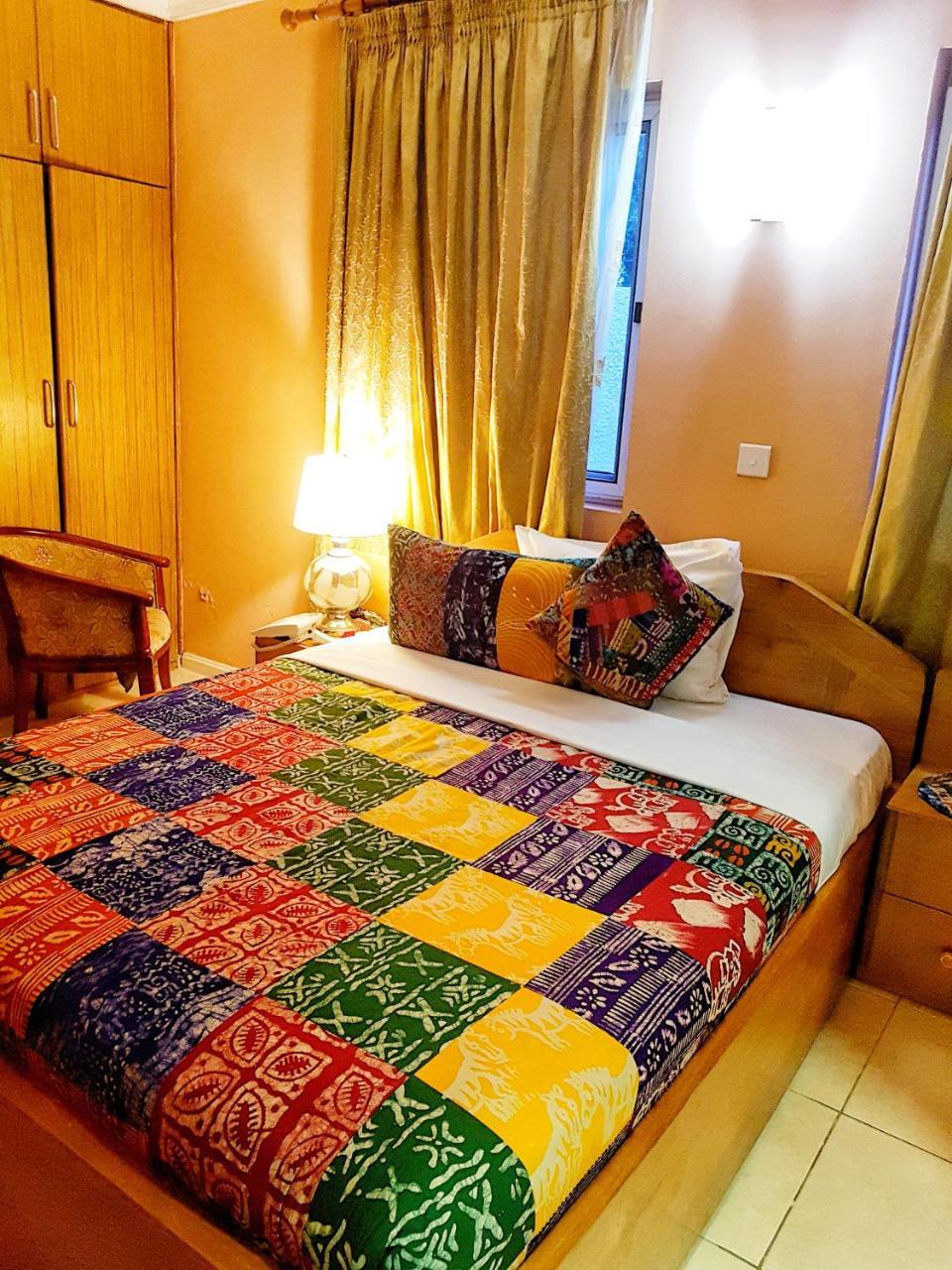 Alma House Hotel Accra Exterior foto
