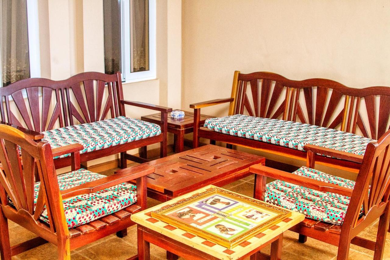 Alma House Hotel Accra Exterior foto