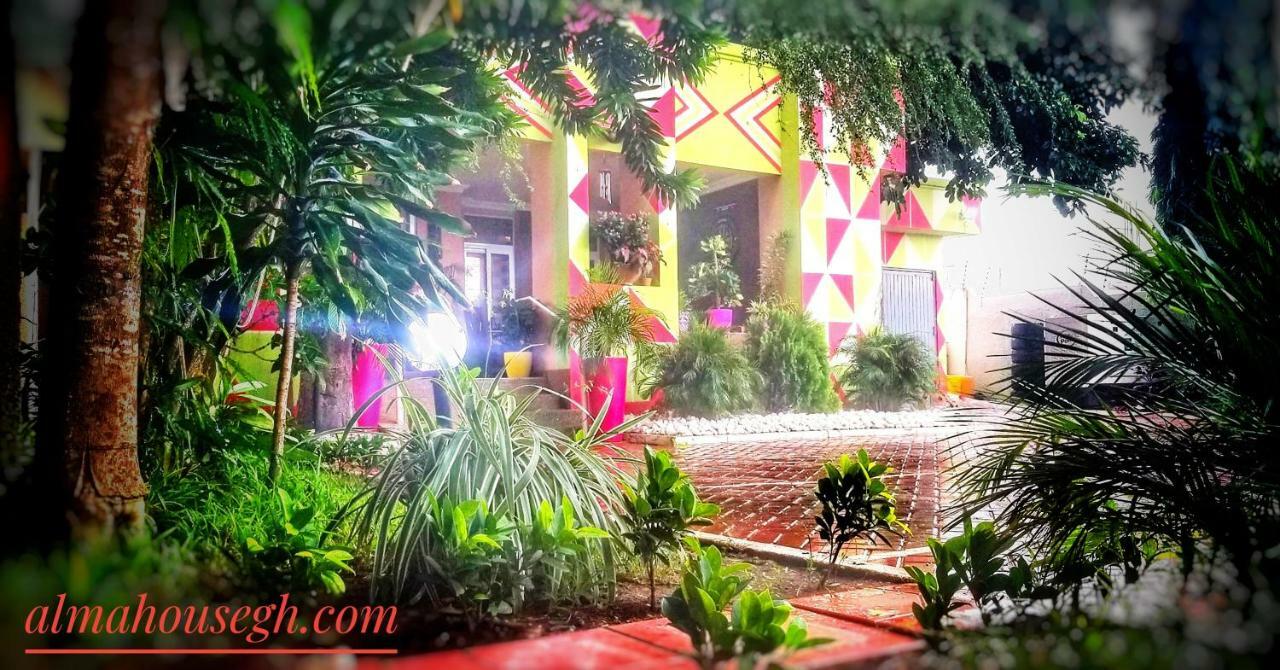 Alma House Hotel Accra Exterior foto